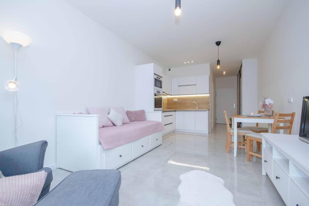 Apartment In Bratislava With Free Parking Екстер'єр фото
